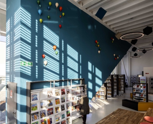 Pausa a soffitto - biblioteca - Biblioteca Castel Maggiore(2)